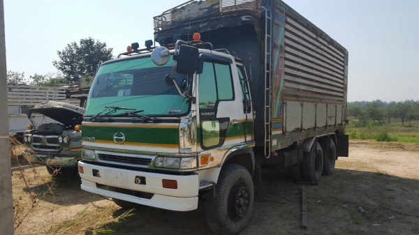 สิบล้อhino เทอร์โบอินเตอร์ เครื่องHO7 D โบ อินเตอร์ เครื่องดีไม่มีไอ คัชซีสวย หัวสวยไม่ผุ ภายไนครบ ยางดี10เส้นทะเบียนแจ้งจอด เล่มเอกสารครบ สิบล้อhino เทอร์โบอินเตอร์ เครื่องHO7 D โบ อินเตอร์ เครื่องดีไม่มีไอ คัชซีสวย หัวสวยไม่ผุ ภายไนครบ ยางดี10เส้นทะเบียนแจ้งจอด เล่มเอกสารครบ