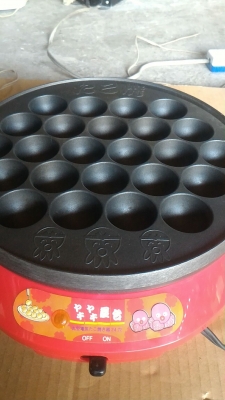 เครื่องทำขนม ทาโก๊ะยากิ(ขนมครกญี่ปุ่น) และใช้ทำอย่างอื่นๆได้ด้วย ทำไข่นกกระทา ทำขนมครก