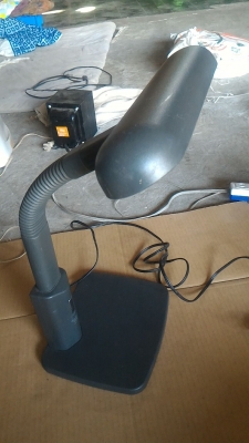 โคมไฟตั้งโต็ะ ระบบปิดเปิดไฟแบบสัมผัสเบาๆ แสงนวลตา ปรับองศาได้