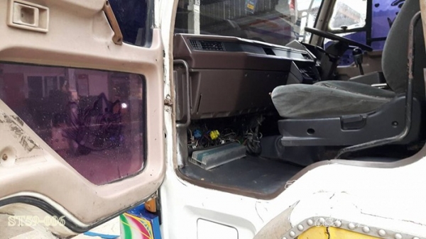 ขายด่วน รถบรรทุก 10 ล้อ MITSUBISHI FUSO 527MA 2 เพลา ดั้ม พร้อมใช้งาน ราคาสุดคุ้ม ขายด่วน รถบรรทุก 10 ล้อ MITSUBISHI FUSO 527MA 2 เพลา ดั้ม พร้อมใช้งาน ราคาสุดคุ้ม