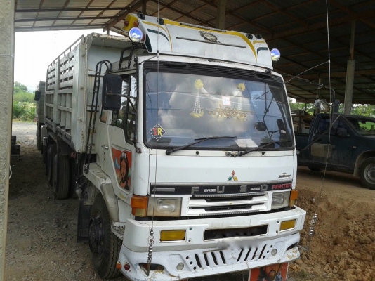 รถมิตซู 10 ล้อดั้ม FN527M - TF  220 แรงม้า. ปี 37.   สนใจติดต่อ  081 - 6079515