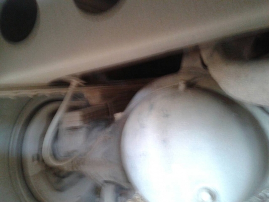 รถมิตซู 10 ล้อดั้ม FN527M - TF  220 แรงม้า. ปี 37.   สนใจติดต่อ  081 - 6079515