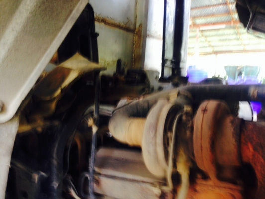 รถมิตซู 10 ล้อดั้ม FN527M - TF  220 แรงม้า. ปี 37.   สนใจติดต่อ  081 - 6079515