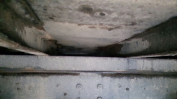 รถฮีโน่ 10 ล้อ ตู้เย็น  FL1J   220 แรงม้า. ปี 50.    สนใจติดต่อ  081 - 6079515