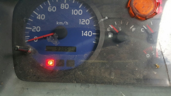 รถฮีโน่ 10 ล้อ ตู้เย็น  FL1J   220 แรงม้า. ปี 50.    สนใจติดต่อ  081 - 6079515