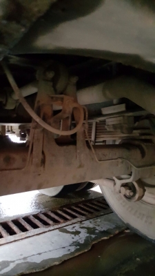 รถฮีโน่ 10 ล้อ ตู้เย็น  FL1J   220 แรงม้า. ปี 50.    สนใจติดต่อ  081 - 6079515