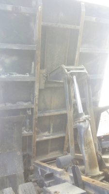 ขายรถ 6 ล้อ 220 ปี 54