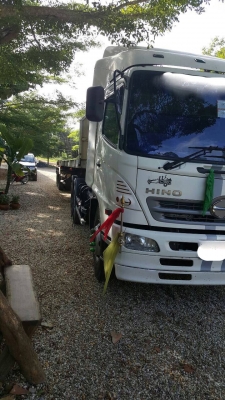 รถฮีโน่ 10 ล้อ หัวลาก 251 แรงม้า. ปี 53.  ( ขายแม่ , ลูก )    สนใจติดต่อ  081 - 6079515