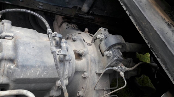 รถฮีโน่ 10 ล้อ หัวลาก 251 แรงม้า. ปี 53.  ( ขายแม่ , ลูก )    สนใจติดต่อ  081 - 6079515