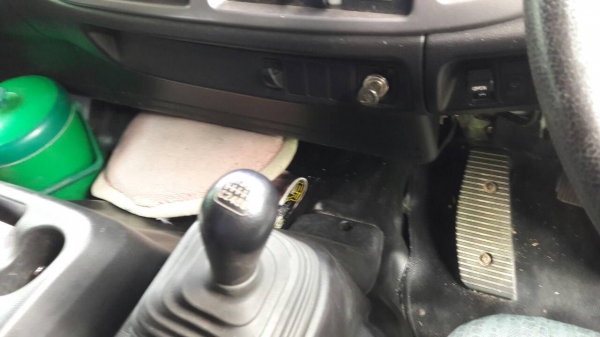 รถฮีโน่ 10 ล้อ หัวลาก 251 แรงม้า. ปี 53.  ( ขายแม่ , ลูก )    สนใจติดต่อ  081 - 6079515