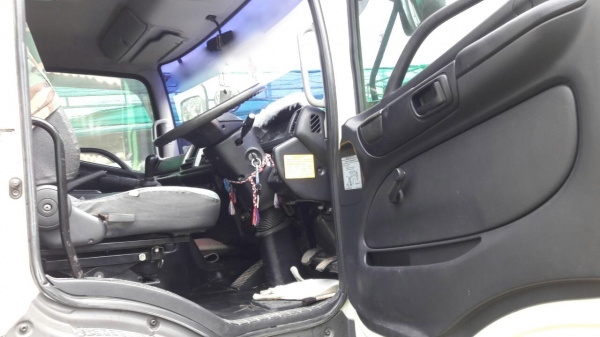 รถฮีโน่ 10 ล้อ หัวลาก 251 แรงม้า. ปี 53.  ( ขายแม่ , ลูก )    สนใจติดต่อ  081 - 6079515