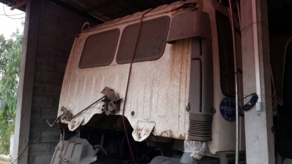 ขายด่วนรถ10ล้อFL1jขายหัวครั่ชชีพร้อมเล่มทะเบืยนขาด2ปีมีคาลหน้า