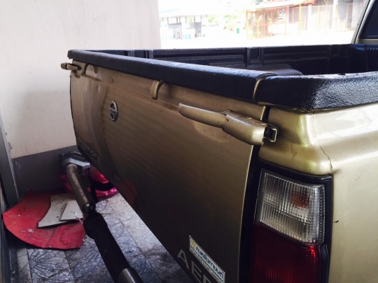 ขายฟรอนท์เทียร์  YD-25 ปี 2008