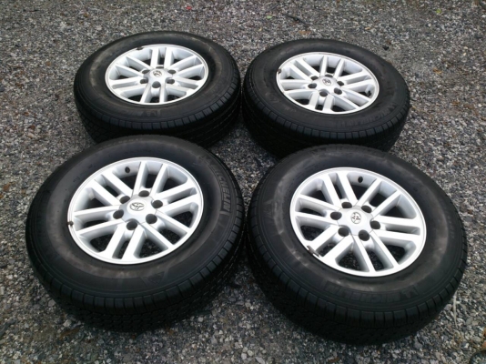 ขายแม็ก TOYOTA VIGO CHAMP ขอบ17 พร้อมยาง มิชลิน 265/65R17 ยางสัปดาห์ที่48ปี12 สวยๆ จำนวน 1 ชุด พร้อมน๊อตแท้ 24 ตัว