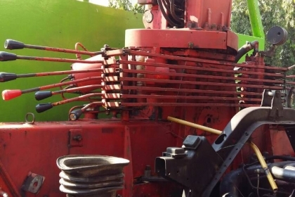 สิบล้อ อีซูซุ หัวร็อค 175 ติดเครน UNIC 3ตัน กะบะพื้นเรียบ ยาว6.20ม สภาพดีพร้อมใช้งาน เล่มทะเบียนพร้อมโอน