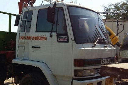 สิบล้อ อีซูซุ หัวร็อค 175 ติดเครน UNIC 3ตัน กะบะพื้นเรียบ ยาว6.20ม สภาพดีพร้อมใช้งาน เล่มทะเบียนพร้อมโอน