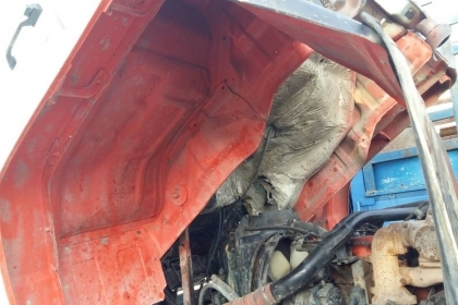 สิบล้อ อีซูซุ หัวร็อค 175 ติดเครน UNIC 3ตัน กะบะพื้นเรียบ ยาว6.20ม สภาพดีพร้อมใช้งาน เล่มทะเบียนพร้อมโอน