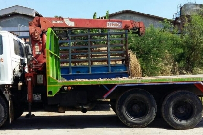 สิบล้อ อีซูซุ หัวร็อค 175 ติดเครน UNIC 3ตัน กะบะพื้นเรียบ ยาว6.20ม สภาพดีพร้อมใช้งาน เล่มทะเบียนพร้อมโอน