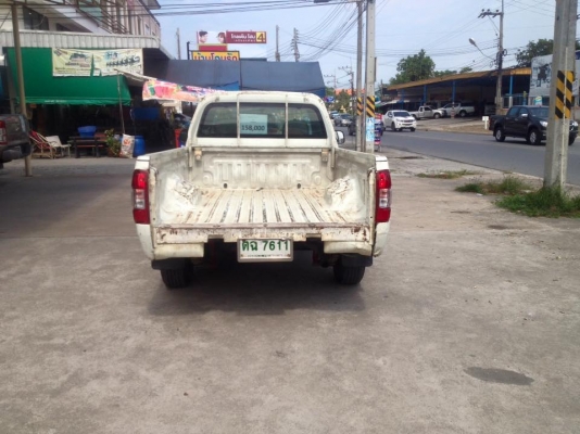 อีซูซุ สปาร์ค Ex สีขาว ปี 2005 เครื่อง คอมมอนเรล ราคา เบา ๆ