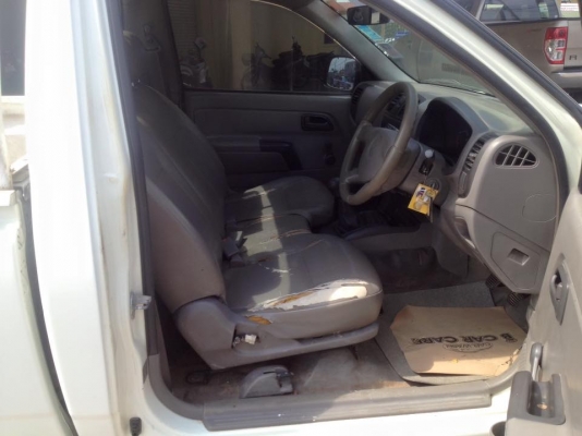 อีซูซุ สปาร์ค Ex สีขาว ปี 2005 เครื่อง คอมมอนเรล ราคา เบา ๆ