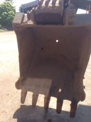 ขาย675,000รถแบคโฮ KOMATSU pc200-5เครื่องดีปั้มแรงไฟฟ้าครบรถสวยพร้อมใช้เอกสารเล่มทะเบียนพร้อมโอน 090-772-3710 090-772-3708 ขาย675,000รถแบคโฮ KOMATSU pc200-5เครื่องดีปั้มแรงไฟฟ้าครบรถสวยพร้อมใช้เอกสารเล่มทะเบียนพร้อมโอน 090-772-3710 090-772-3708