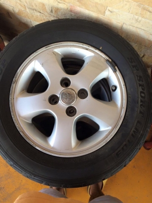 แม๊คพร้อมยางวีออส