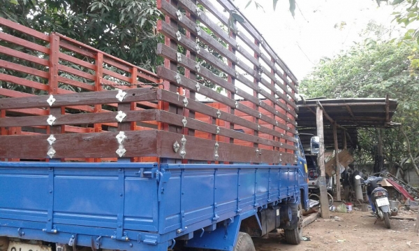 ขาย 6 ล้อ isuzu npr เครื่อง 4BD1ฝาดำ รถห้างแท้ๆ(คุณพิทักษ์ โพธิ์จันทร์ จากอุดรธานี มารับรถกลับบ้านไปวิ่งงานทำเงินแล้ว)) (ดาวน์ 128000ออกรถได้เลย)เฟืองท้าย F ยาง8.25 เครื่องแน่นๆ แห้ง แรงดีสุดๆ แซสซีเยี่ยมๆ ไม่ผุไม่ดาม รถสวยๆพร้อมใช้งานได้เลย พร้อมโอนทั่วไ