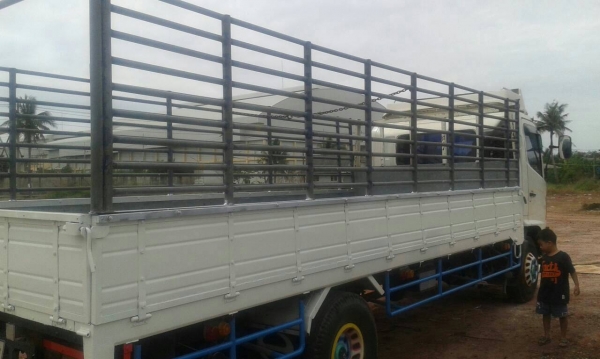 ขายรถบรรทุก 6 ล้อรั้ว HINO FC4J 150 แรงม้าปี 2549 กระยาว 5.50 เมตร ราคา 700000