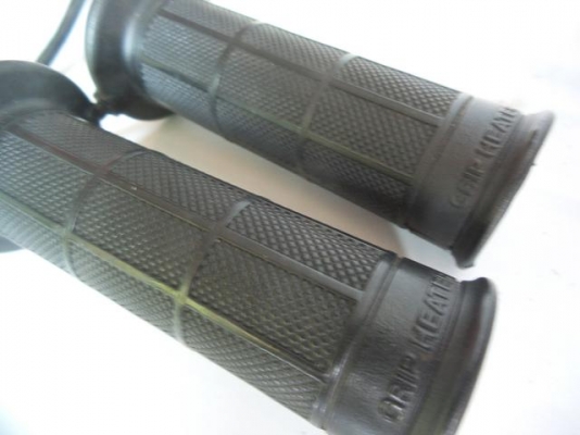 ขายปลอกแฮนด์อุ่นมือ GRIP HEATER