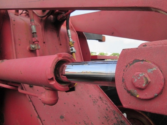 ขายรถตักนำเข้าจากญี่ปุ่่น สภาพดี ขายพร้อมชุดแจ้งจำหน่าย CAT 910F ปี 1998 ชั่วโมงทำงาน 3207 ชั่วโมง ซีเรียล: 2SS00473 ขายรถตักนำเข้าจากญี่ปุ่่น สภาพดี ขายพร้อมชุดแจ้งจำหน่าย CAT 910F ปี 1998 ชั่วโมงทำงาน 3207 ชั่วโมง ซีเรียล: 2SS00473