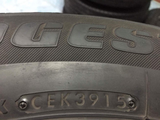 ขายยางถอดป้ายแดงขอบ16 4เส้น ราคา 10,000 บาท ถูกๆๆ