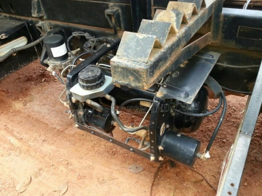 รถบรรทุกดัมพ์ 6 ล้อ HINO  175 แรงม้า  ปีจดทะเบียน 2555