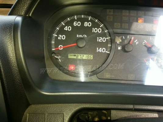 รถบรรทุกดัมพ์ 6 ล้อ HINO  175 แรงม้า  ปีจดทะเบียน 2555