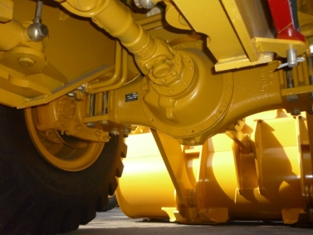 ขายรถตักล้อยาง ยี่ห้อ SEM (เซม) รุ่น 639B(ขนาดกลาง)  รถใหม่ราคามือ 2 ผลิตโดยแคทเทอร์พิลลาร์ 100\%