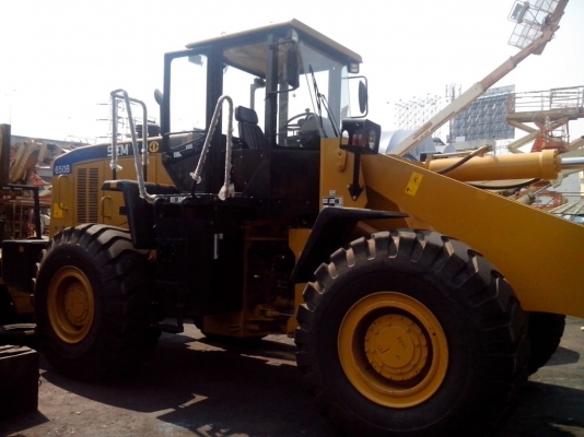 ขายรถตักล้อยาง ยี่ห้อ SEM (เซม) รุ่น 650B (ขนาดใหญ่)  รถใหม่ราคามือ 2 ผลิตโดยแคทเทอร์พิลลาร์ 100\%