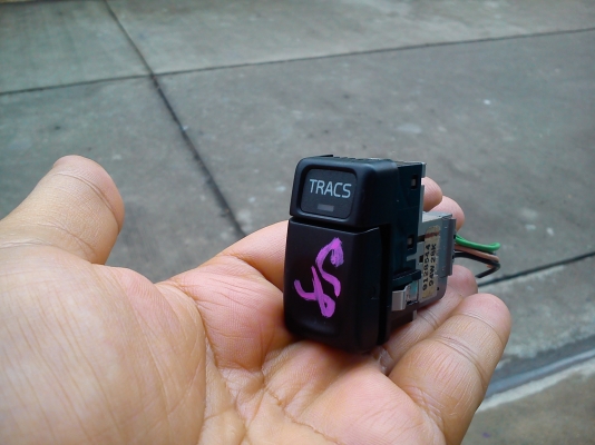 สวิทช์ TRACS ของรถ VOLVO