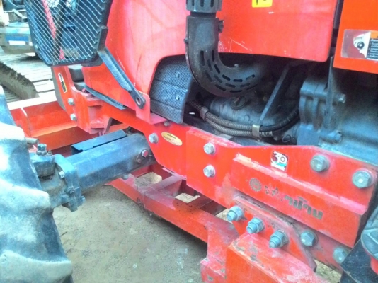 KUBOTA M7040 ดันหนา ผาน6 CMT สภาพสวยๆ เดิมๆ  ราคา 470,000 DC Tractor Rayong 0818618678,0899347475