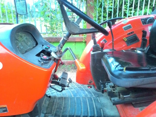 KUBOTA M7040 ดันหนา ผาน6 CMT สภาพสวยๆ เดิมๆ  ราคา 470,000 DC Tractor Rayong 0818618678,0899347475