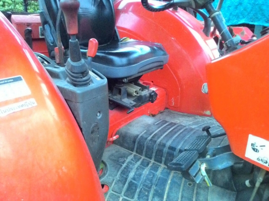 KUBOTA M7040 ดันหนา ผาน6 CMT สภาพสวยๆ เดิมๆ  ราคา 470,000 DC Tractor Rayong 0818618678,0899347475