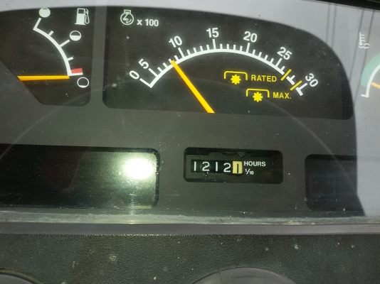 หาชื้อรถไถยันม่าร์453TLX เชิณมาหาเราครับ มีไบมีด1อันสวยๆเดิมๆ พร้อมไช้ ขายใน  ราคา295000บาท รถอยู่วังบัว คลองขลุง กำแพงเพชร    สนใจสอบุถามได้ที่081 3655997 อำพร  พาเจริญ  ราคาต่อรองได้อีกนะครับ