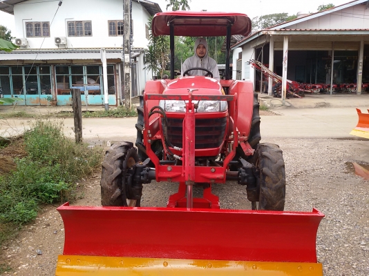 หาชื้อรถไถยันม่าร์453TLX เชิณมาหาเราครับ มีไบมีด1อันสวยๆเดิมๆ พร้อมไช้ ขายใน  ราคา295000บาท รถอยู่วังบัว คลองขลุง กำแพงเพชร    สนใจสอบุถามได้ที่081 3655997 อำพร  พาเจริญ  ราคาต่อรองได้อีกนะครับ