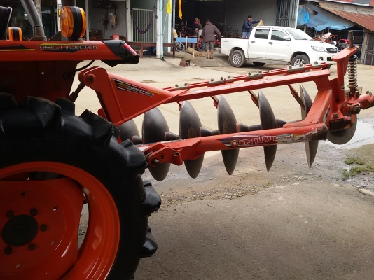 หาชื้อรถไถคูโบต้า L3608 เชิณมาหาเราครับ มีไบมีดตราช้าง1อันสวยๆเดิมๆ ผาน6ตราช้าง1อันพร้อมไช้ ขายใน  ราคา295000บาท รถอยู่วังบัว คลองขลุง กำแพงเพชร    สนใจสอบุถามได้ที่081 3655997 อำพร  พาเจริญ  ราคาต่อรองได้อีกนะครับ