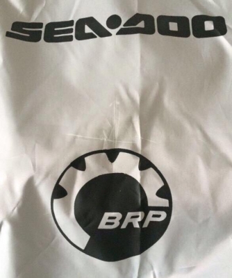 ผ้าคลุมเจ็ทสกี ทุกรุ่น เนื้อผ้ากันแสง UV กันแดดกันฝน เพียง 2,500 บาท.