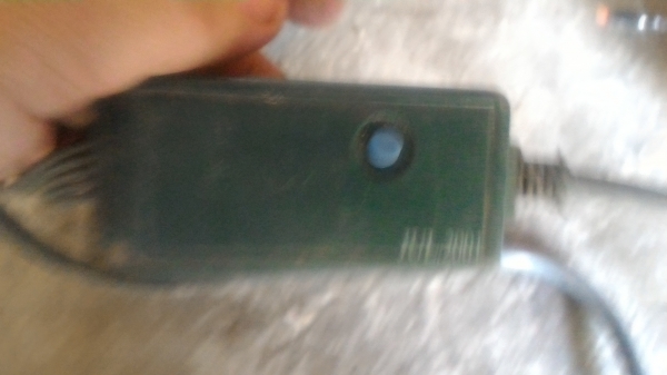 ให้ยกชุด 6 ชุด หลอดไฟประดับแต่งร้านตามเทศกาลมี LED 3 ชุดและหลอดธรรมดา 3 ชุด ไฟเปลี่้ยนสีและรูปแบบได้ แต่ละชุดสายยาวประมาณ 5 เมตร