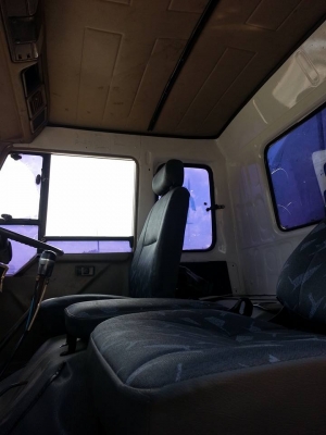 ขายรถบรรทุกน้ำมัน ไอ้หลง FN527 TF4XXX เครื่อง2เพลา6D16