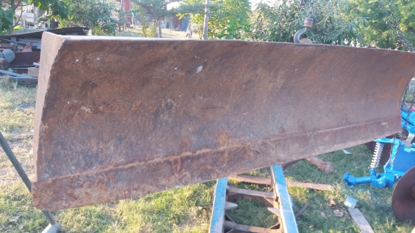 ชุดดันหน้าใส่รถไถฟอร์ด