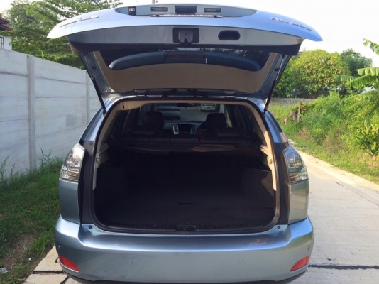 ขายรถ Lexus RX300 ปี 2006 เครื่อง 3000 ขับเคลื่อน 4 ล้อ เกียร์ออโต้ หลังคาซันรูฟ ระบบ Gas หัว  ฉีด AC ถังโดนัท ป้ายแดงออกห้าง Lexus ไทยแลนด์ วิ่งแค่ 87000 กม. สีเดิม โช๊คไม่มีถุงลม  ขาย   590,000 บาท สนใจโทรสอบถามรายละเอียดเพิ่มเติมได้ที่ 081-831-8183