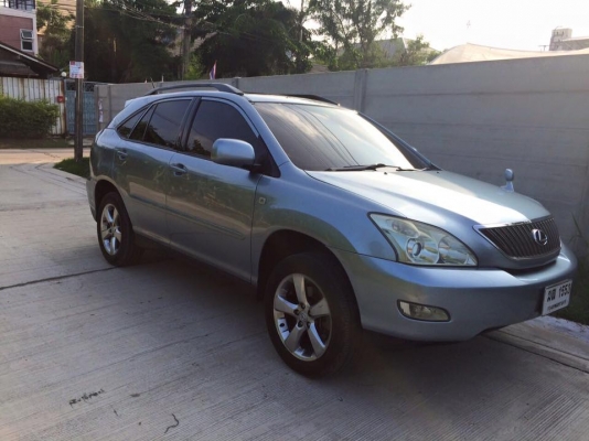 ขายรถ Lexus RX300 ปี 2006 เครื่อง 3000 ขับเคลื่อน 4 ล้อ เกียร์ออโต้ หลังคาซันรูฟ ระบบ Gas หัว  ฉีด AC ถังโดนัท ป้ายแดงออกห้าง Lexus ไทยแลนด์ วิ่งแค่ 87000 กม. สีเดิม โช๊คไม่มีถุงลม  ขาย   590,000 บาท สนใจโทรสอบถามรายละเอียดเพิ่มเติมได้ที่ 081-831-8183