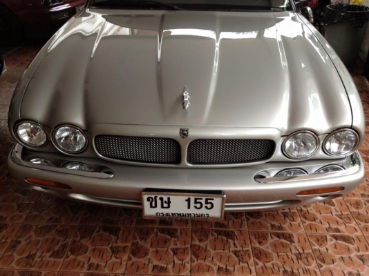 ขายรถ Jaguar XJR V8 ปี 2000 เครื่องยนต์ 4000cc เกียร์ออโต้ Superchard ออกห้าง จากัวส์ มีแค่ 4 คันในไทย สีเดิม วิ่ง 110,000 กม. ขาย 1,150,000 บาท สนใจโทรสอบถามรายละเอียดเพิ่มเติมได้ที่ 081-831-8183 ขายรถ Jaguar XJR V8 ปี 2000 เครื่องยนต์ 4000cc เกียร์ออโต้ Superchard ออกห้าง จากัวส์ มีแค่ 4 คันในไทย สีเดิม วิ่ง 110,000 กม. ขาย 1,150,000 บาท สนใจโทรสอบถามรายละเอียดเพิ่มเติมได้ที่ 081-831-8183