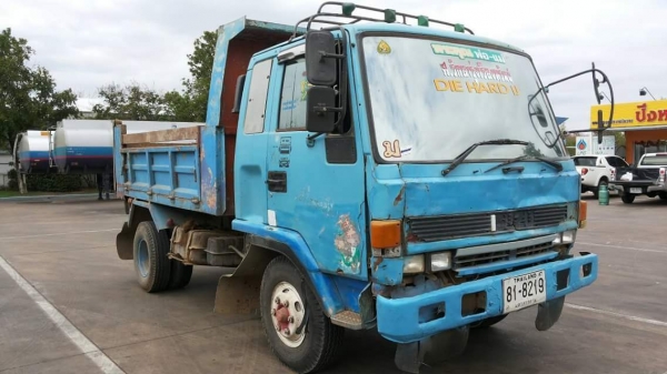 ขายดั้มร็อกกี้ 165แรง พ.เพาเวอร์ เบรกลม เอกสารพร้อมโอน สนใจโทร 090-8588220คุณนะ 093-3258446คุณบิว หรือเข้าดูสินค้าอื่นๆได้ที่ www.truck.in.th/498 หรือเพจFacebook ณรงค์ ซื้อขายรถมือสอง (เว็บไซต์ส่วนตัว) หรือFacebook อู่ คุณนะ